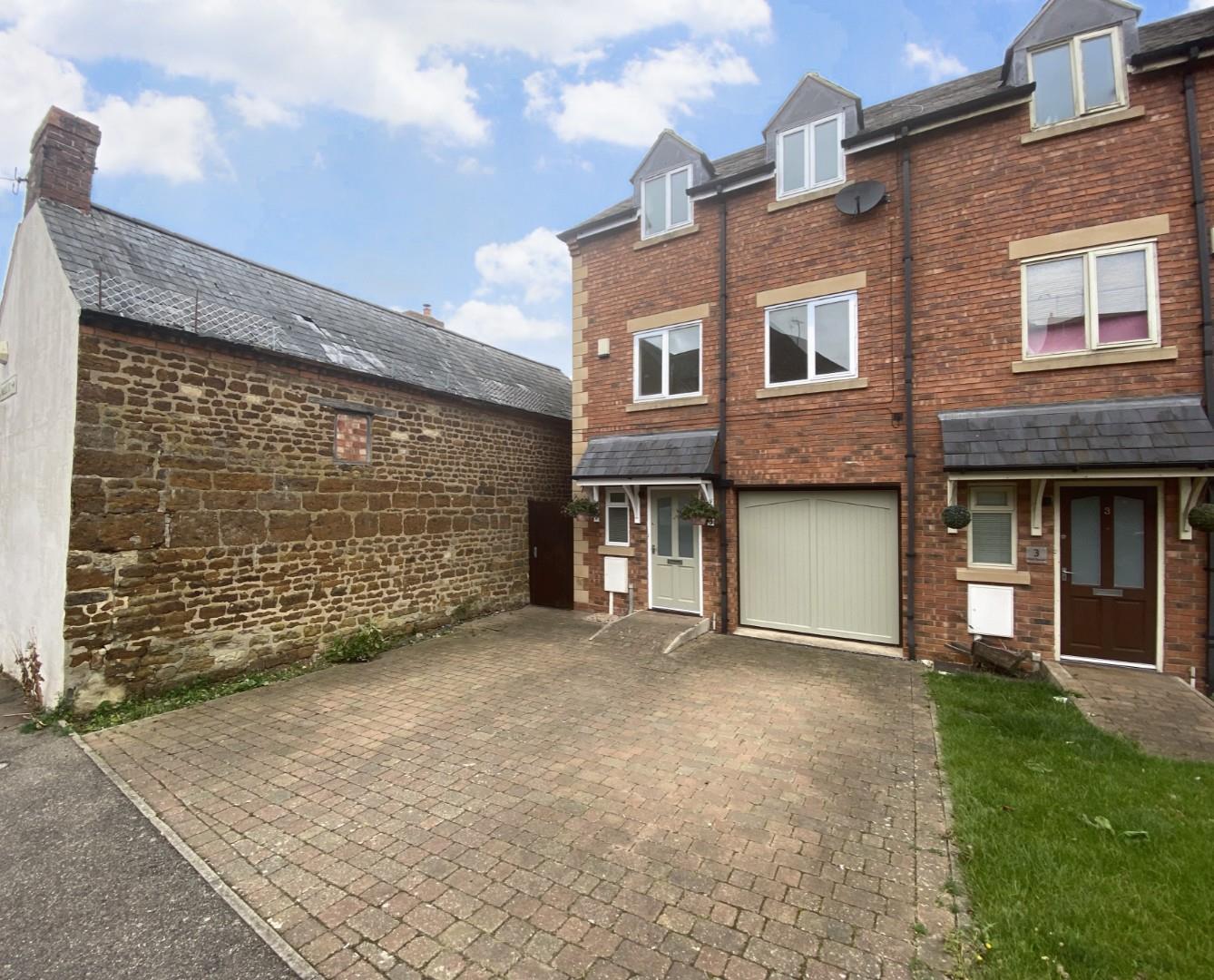 Manor Road, Earls Barton O'Riordan Bond Estate Agents & Letting Agents